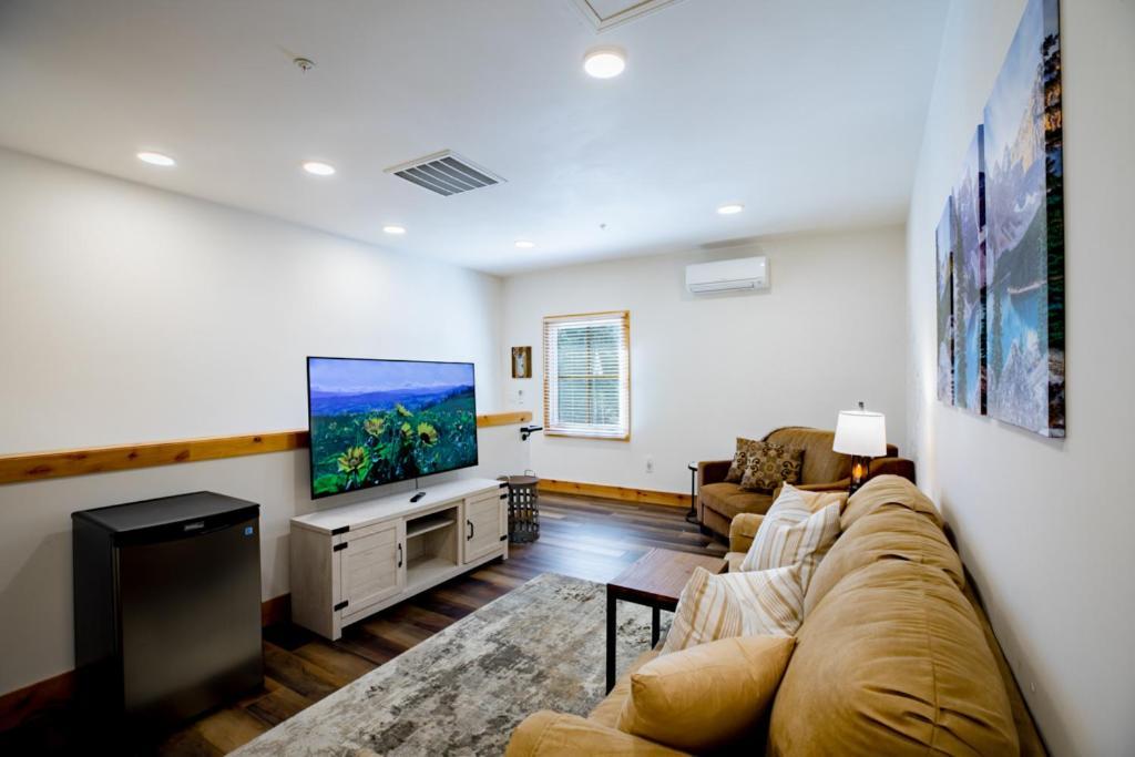 Enchantment Lodges - 5 Min Walk To Downtown ليفينورث المظهر الخارجي الصورة